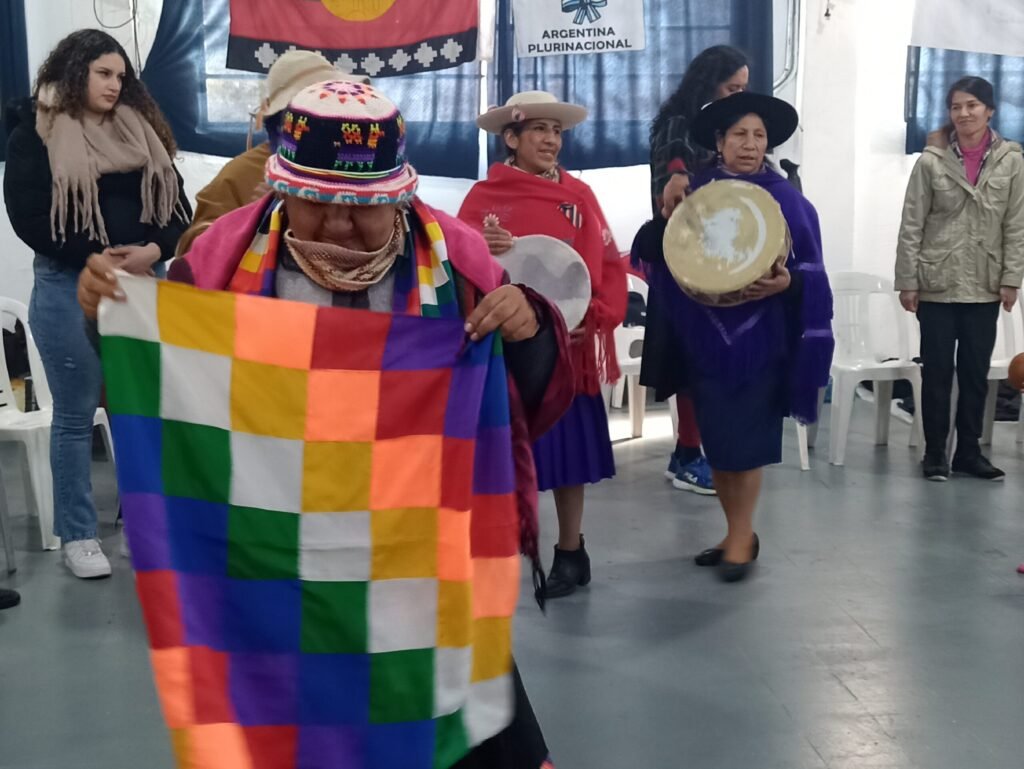 1.2. Rosario Acuña. La hermana mayor que realizó ceremonia de apertura. Sabado 24-8-2025