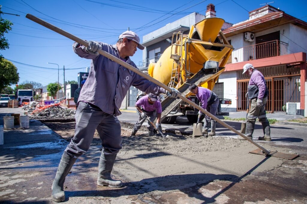 EL-MUNICIPIO-AVANZA-CON-LOS-TRABAJOS-DE-REPARACION-DE-LAS-CALLES-EN-EL-BARRIO-LA-COLONIA-DE-QUILMES-OESTE-4.jpeg