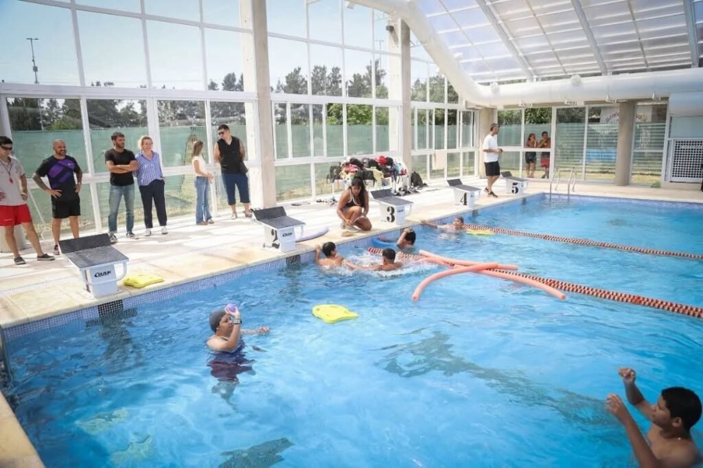 NUEVA-JORNADA-DEL-PROGRAMA-ESCUELAS-ABIERTAS-EN-VERANO-2026-EN-EL-NATATORIO-MUNICIPAL-DE-SAN-FRANCISCO-SOLANO-2.jpg