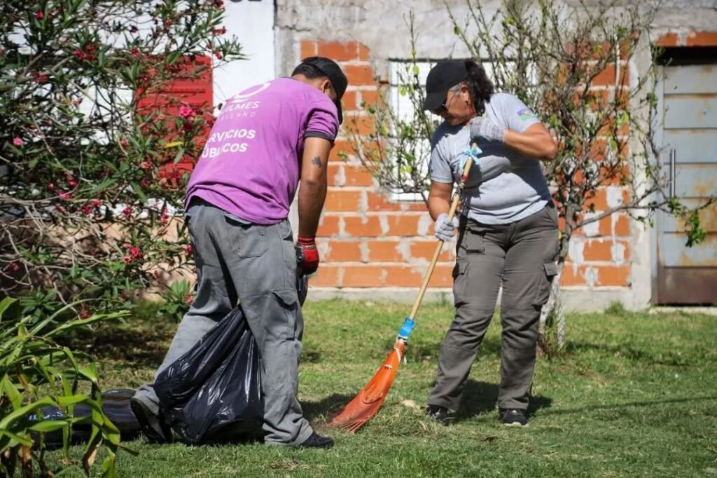 NUEVO-OPERATIVO-DE-LIMPIEZA-INTEGRAL-EN-EL-BARRIO-PAPELERO-DE-QUILMES-OESTE-4.jpg
