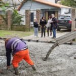 EL MUNICIPIO DE QUILMES AVANZA CON EL PLAN DE BACHEO EN QUILMES OESTE 2