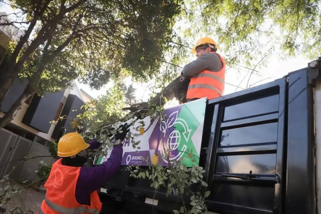 EL-MUNICIPIO-LLEVO-ADELANTE-EL-PRIMER-OPERATIVO-DEL-PROGRAMA-MENOS-RESIDUOS-MAS-COMUNIDAD-1.jpg