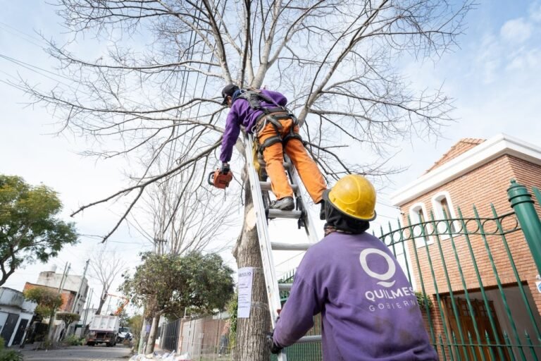 EL MUNICIPIO LLEVÓ ADELANTE UN NUEVO OPERATIVO DEL PROGRAMA “MENOS RESIDUOS MÁS COMUNIDAD” EN EZPELETA 3
