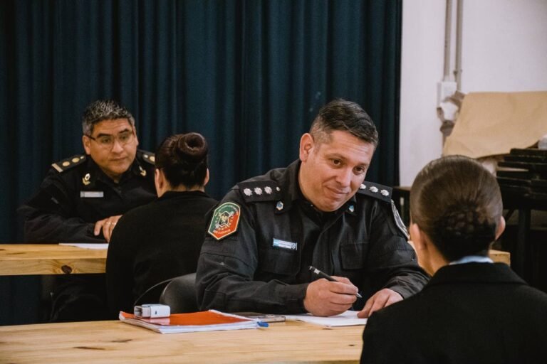 JORNADA DE EVALUACIÓN DE ASPIRANTES A INGRESAR A LA POLICÍA DE LA PROVINCIA 3