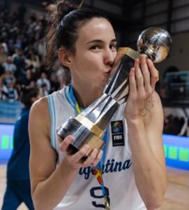 Julieta Mungo es 𝐂𝐀𝐌𝐏𝐄𝐎𝐍𝐀 del Sudamericano🏆🇦🇷Argentina consigue su cuarto título tras