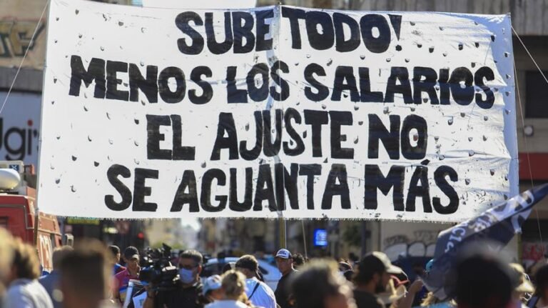 Movimientos-sociales-Organizaciones-sociales-Ministerio-de-Desarrollo-Social-Ministerio-de-Trabajo-Salarios-Concejo-del-Salario-Inflacion