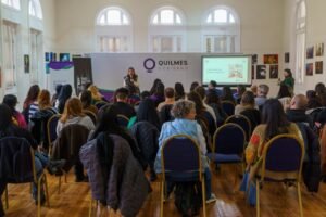 QUILMES REALIZÓ LA PRIMERA JORNADA DE FORMACIÓN EN CIUDADANÍA Y ENTORNOS DIGITALES PARA TRABAJADORES MUNICIPALES Y DOCENTES 4